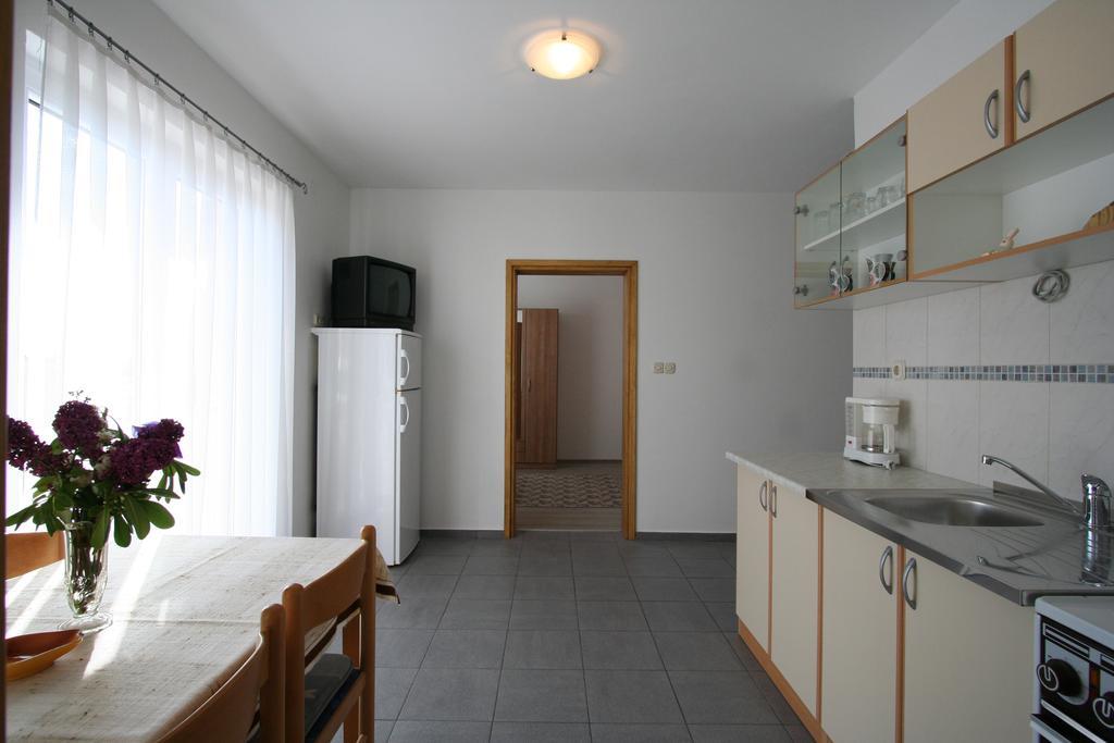 Apartments Mihalic Šilo Exterior foto